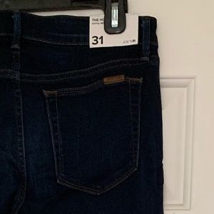 Joe’s Jeans The Honey curvy skinny jean, size 31